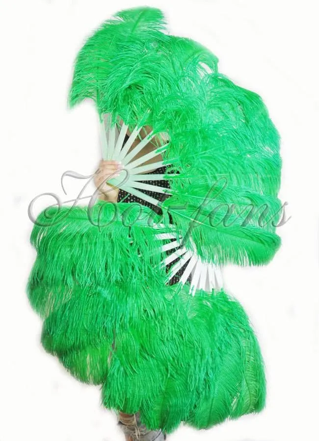 A pair Single layer emerald green Beginner’s Ostrich Feather Fan