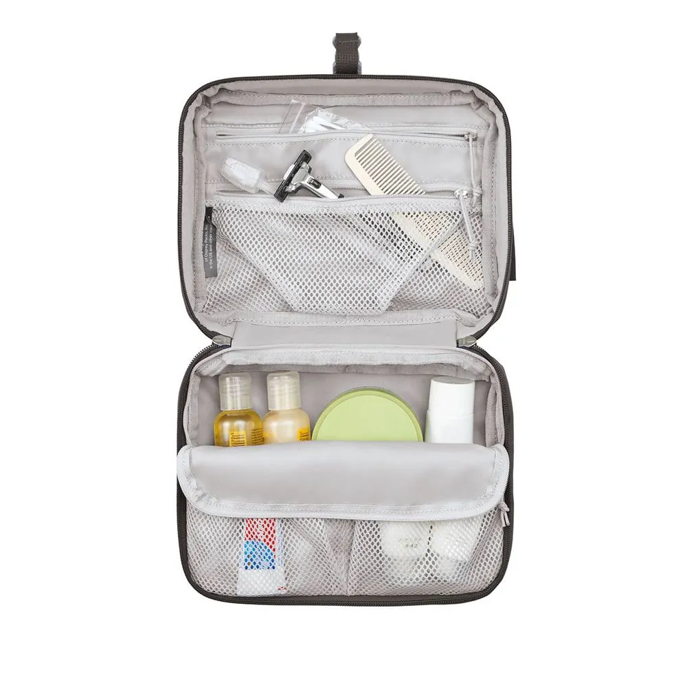 Daylite Hanging Toiletry Kit