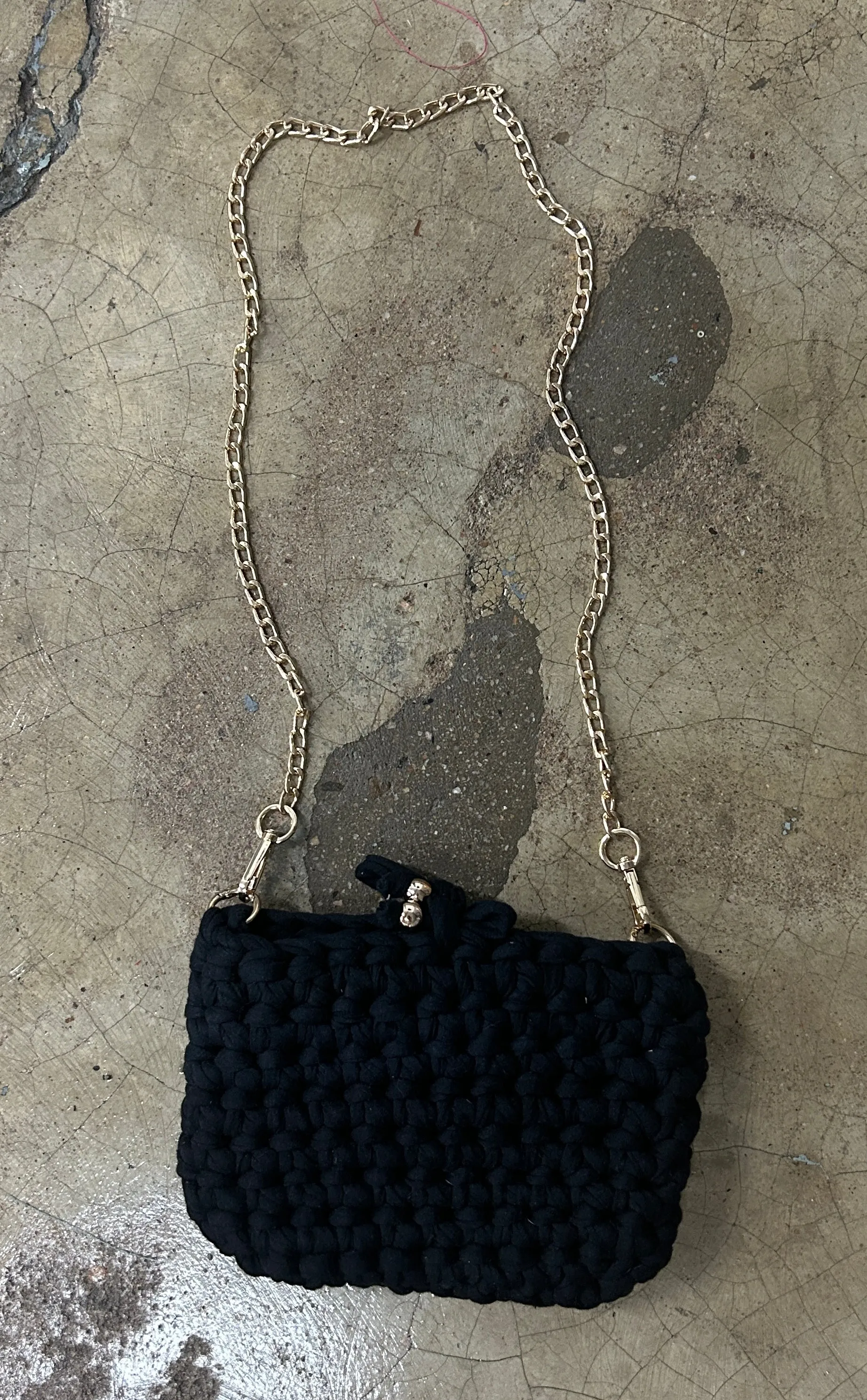 Evelyn crochet bag with gold strap