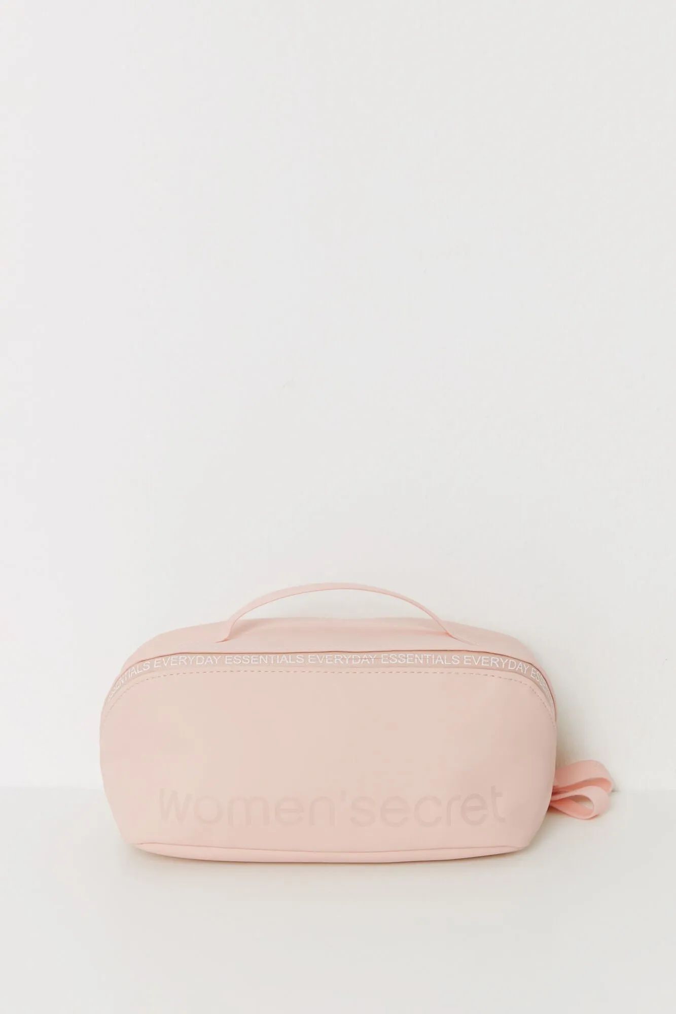 Medium pink rubber vanity case