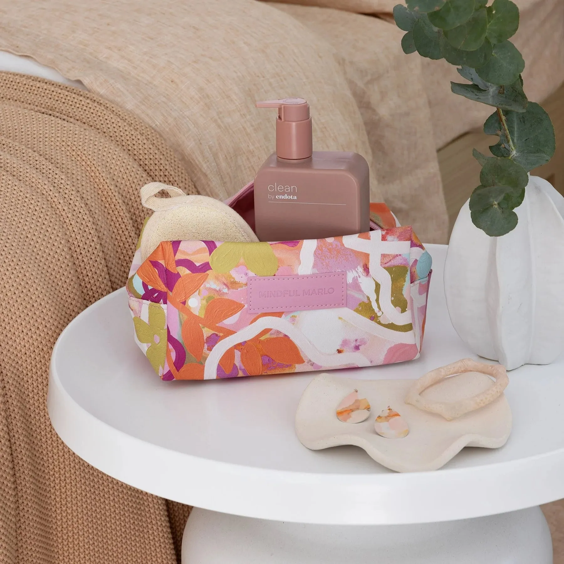 Mindful Marlo Box Make Up Bag - Ivy