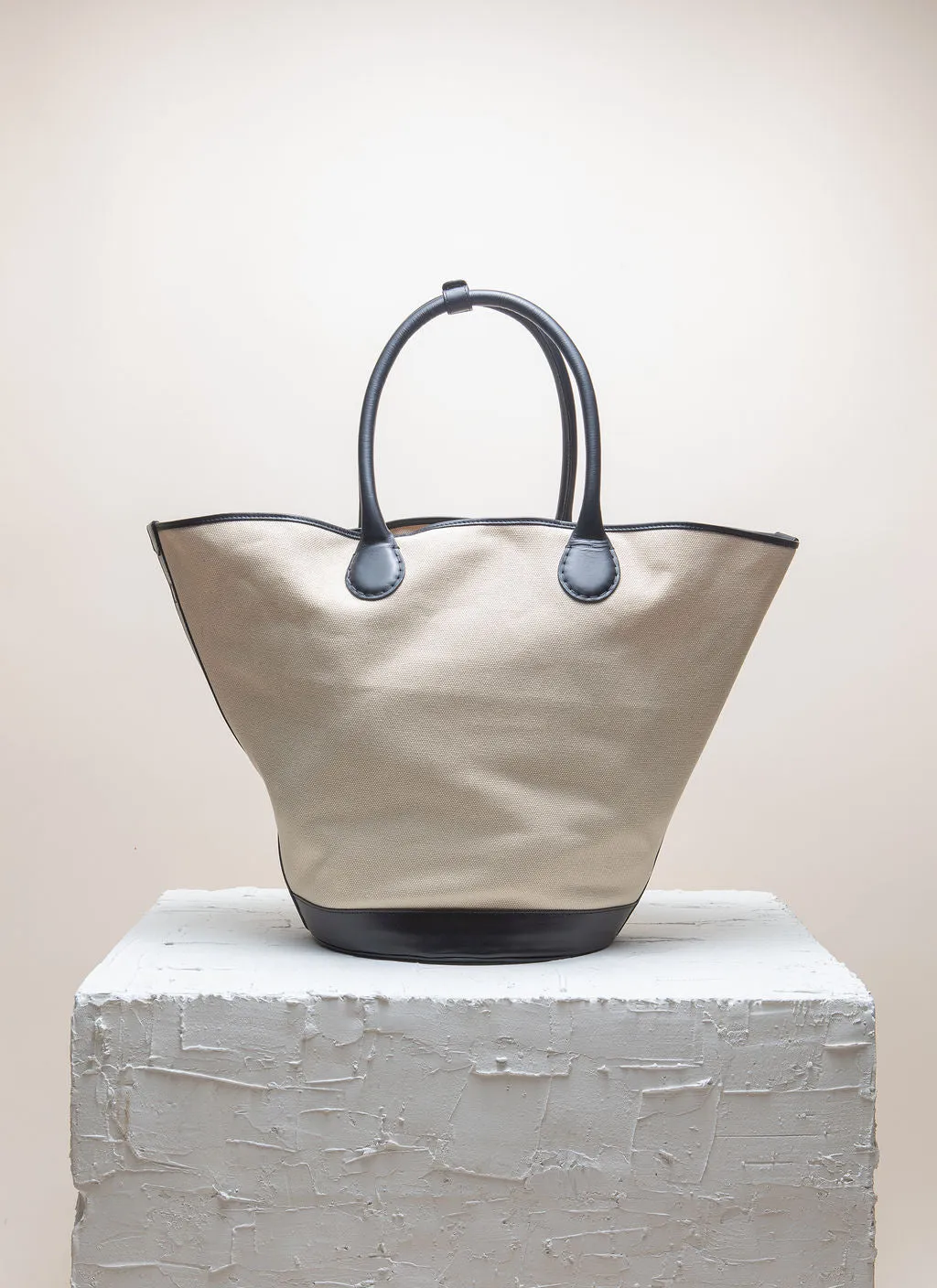 SANDHI L Canvas Tote bag