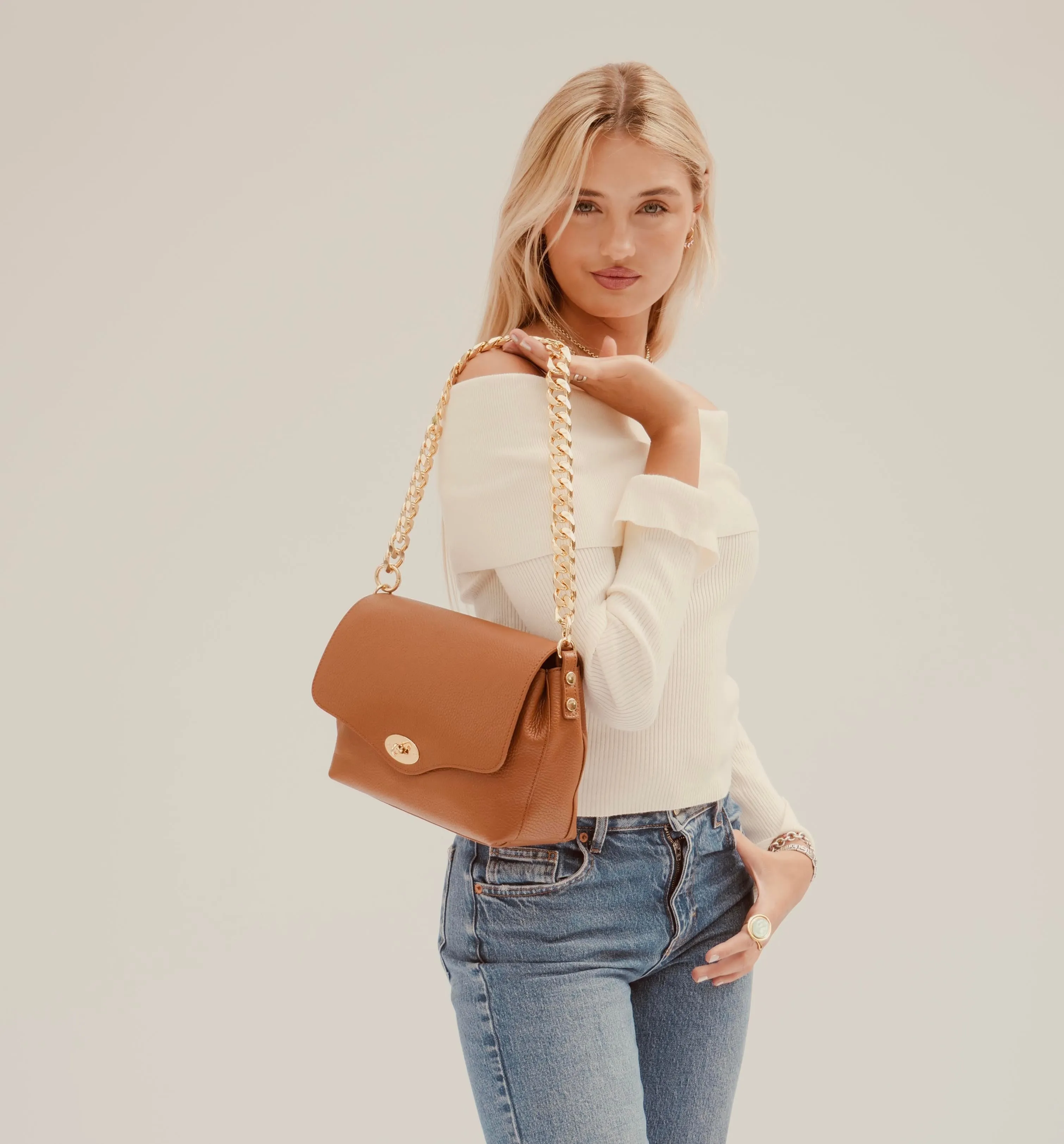 The Maddie Maxi Tan Leather Bag