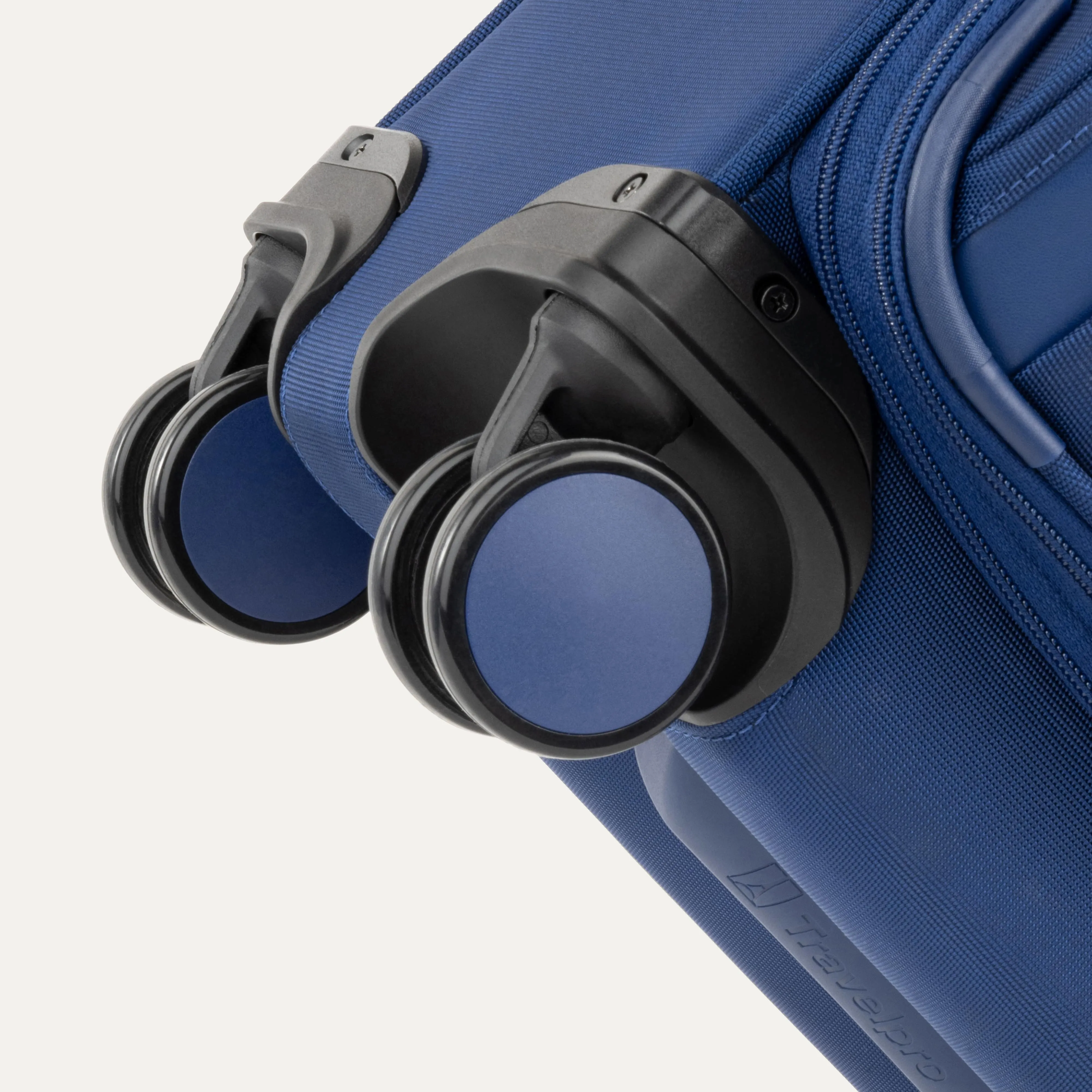 VersaPack®  Carry-On Spinner