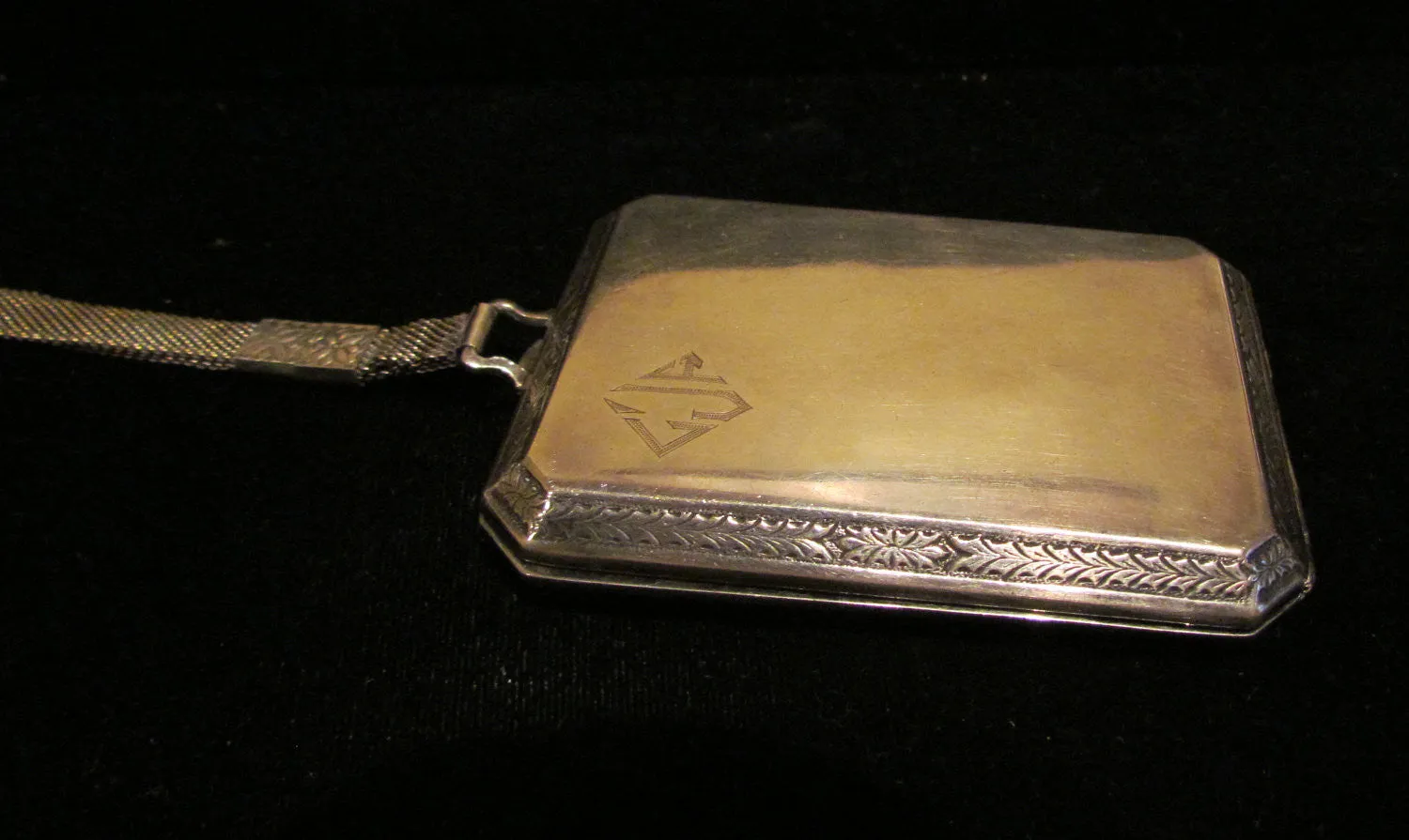 Vintage Silver Plated WHSCO Coin Or Change Purse Powder & Mirror Compact Silver Plated Wristlet Purse